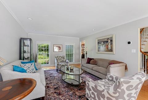 920 Summit Dr, Deerfield, IL 60015 photo 5