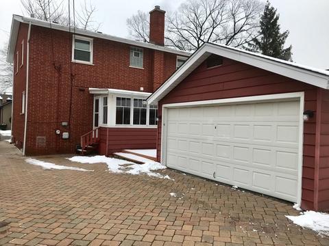184 E Burlington St, Riverside, IL 60546 photo 3