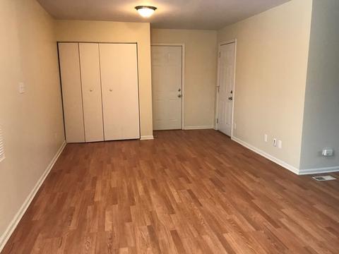 175 Washington Blvd, Hoffman Estates, IL 60169 photo 3