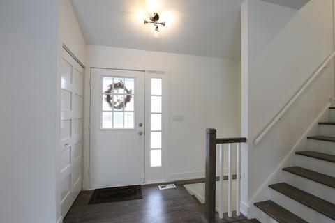 122 Wallace St, Bartlett, IL 60103 photo 2