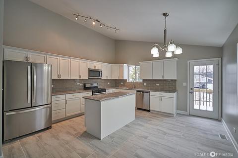 36692 N Stanton Point Rd, Ingleside, IL 60041 photo 2