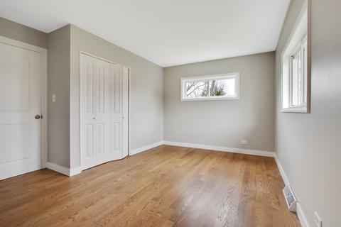 963 Clark Ln, Des Plaines, IL 60016 photo 12