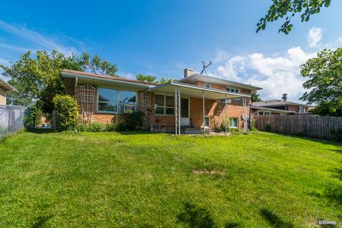 6532 Cedar Rd, Oak Forest, IL 60452 photo 2