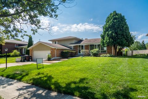 6532 Cedar Rd, Oak Forest, IL 60452 photo 1