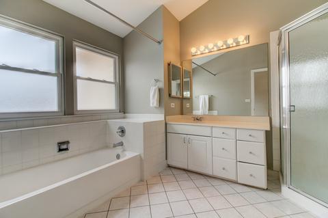 1590 Lenox Ct, Bartlett, IL 60103 photo 23
