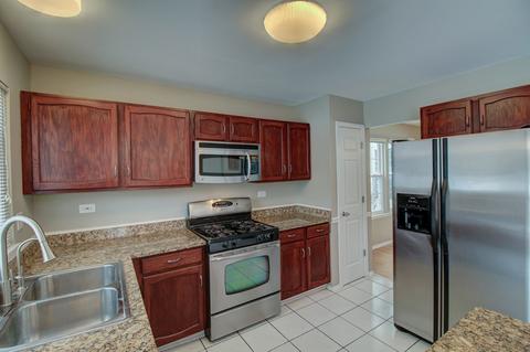 1590 Lenox Ct, Bartlett, IL 60103 photo 8