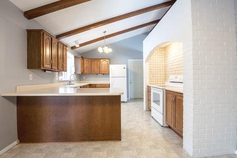 408 N Cottage Ave, Normal, IL 61761 photo 5