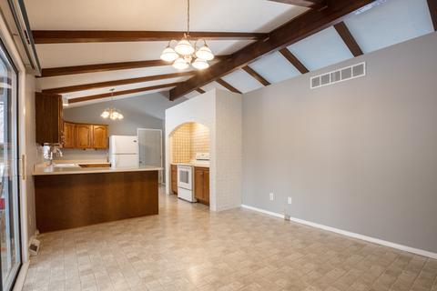 408 N Cottage Ave, Normal, IL 61761 photo 4