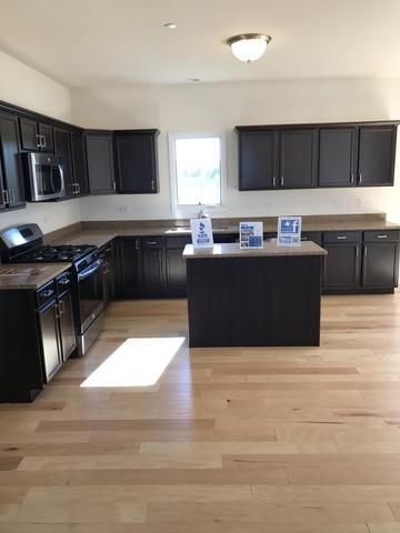 2011 Astor Ln, Addison, IL 60101 photo 3