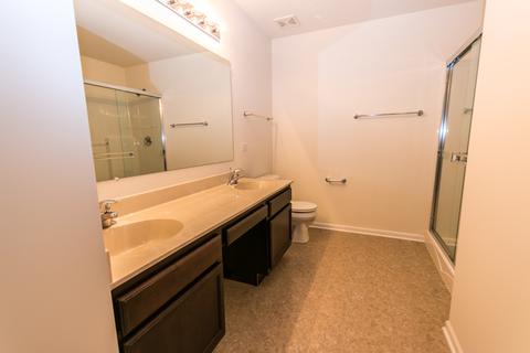 2011 Astor Ln, Addison, IL 60101 photo 9