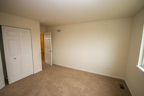 2011 Astor Ln, Addison, IL 60101 photo 13