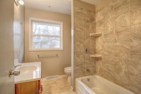 302 Pershing Ct E, Philo, IL 61864 photo 17