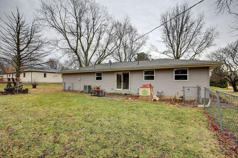 302 Pershing Ct E, Philo, IL 61864 photo 29