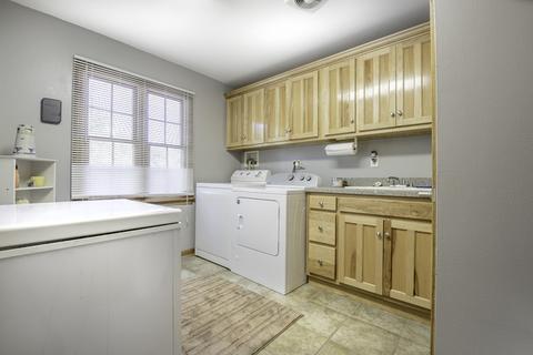 445 E Circle Dr, New Lenox, IL 60451 photo 9