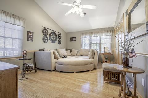 445 E Circle Dr, New Lenox, IL 60451 photo 23