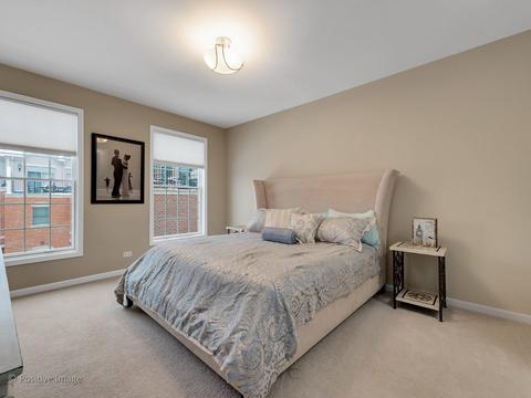 319 E Liberty Dr, Wheaton, IL 60187 photo 15