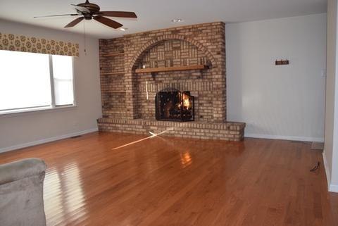3246 Phillips Ave, Steger, IL 60475 photo 5
