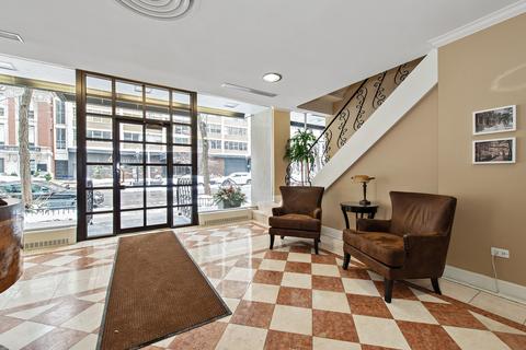 33 E Cedar St #15B, Chicago, IL 60611 photo 2