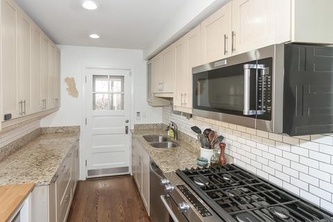 367 S Warrington Rd, Des Plaines, IL 60016 photo 9
