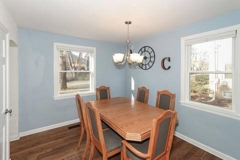 367 S Warrington Rd, Des Plaines, IL 60016 photo 7