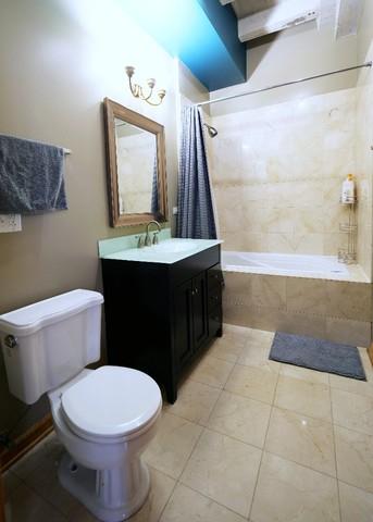 809 E 40th St #4-1, Chicago, IL 60653 photo 23