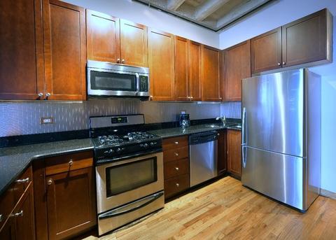 809 E 40th St #4-1, Chicago, IL 60653 photo 13