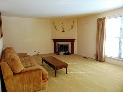 735 Sterling Ct #C1, Bartlett, IL 60103 photo 2