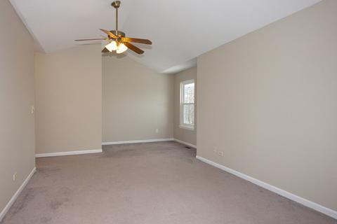 4701 Gilson Ct, Plainfield, IL 60586 photo 6