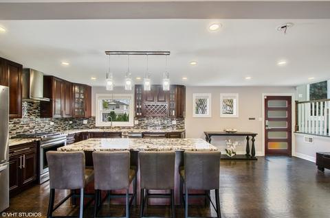 576 N 7th Ave, Des Plaines, IL 60016 photo 3