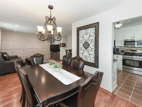86 Lockman Cir, Elgin, IL 60123 photo 6