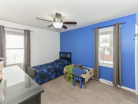 86 Lockman Cir, Elgin, IL 60123 photo 16