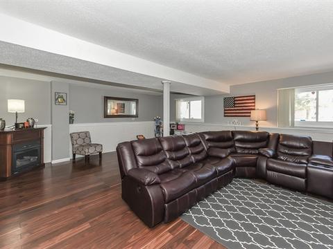 86 Lockman Cir, Elgin, IL 60123 photo 10