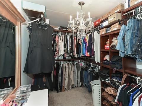 86 Lockman Cir, Elgin, IL 60123 photo 13