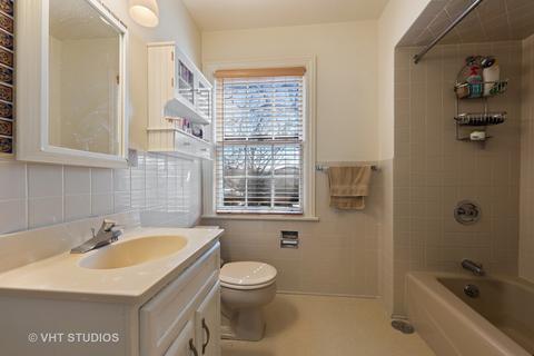 1609 Dobson St, Evanston, IL 60202 photo 15