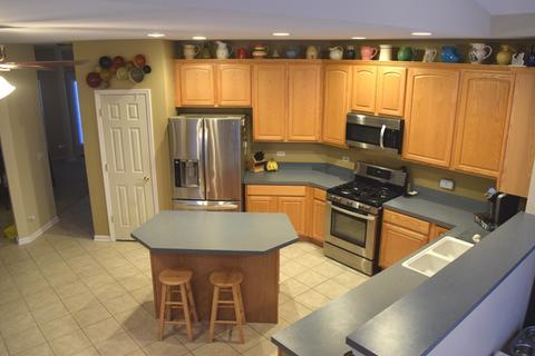 100 Norman Dr, Mchenry, IL 60050 photo 3
