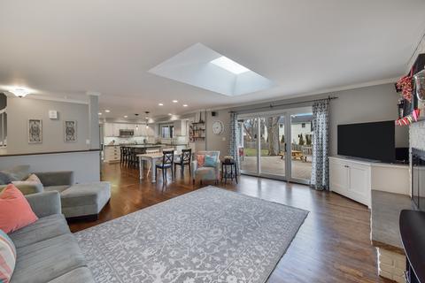 25 W730 Wenona Ln, Wheaton, IL 60189 photo 5