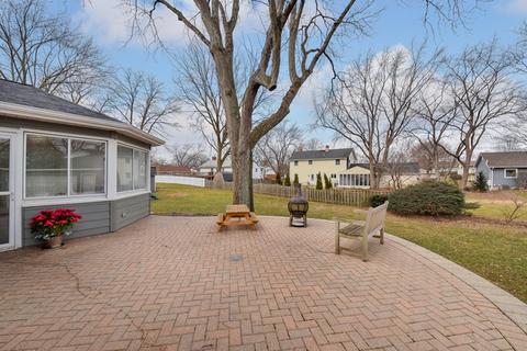 25 W730 Wenona Ln, Wheaton, IL 60189 photo 23