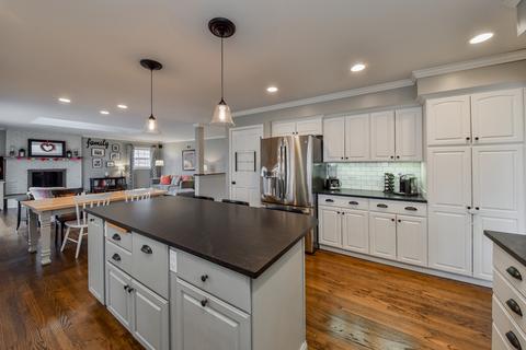 25 W730 Wenona Ln, Wheaton, IL 60189 photo 8