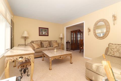 1119 N Linden St, Normal, IL 61761 photo 4