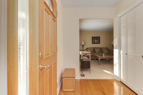 1119 N Linden St, Normal, IL 61761 photo 2