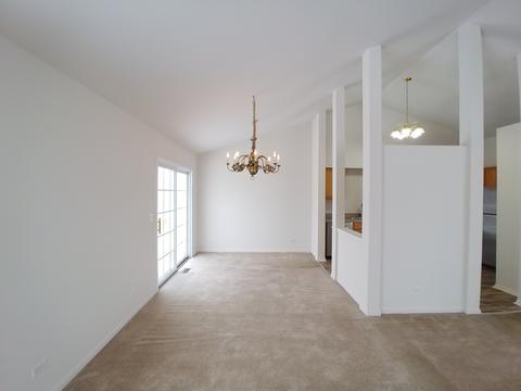 331 Emerald Ln, Algonquin, IL 60102 photo 3