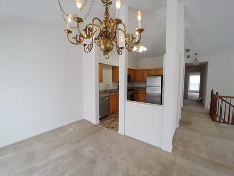 331 Emerald Ln, Algonquin, IL 60102 photo 4