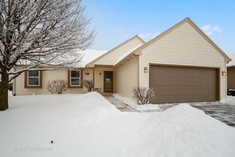 516 Iona Ln, Harvard, IL 60033 photo 1