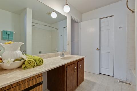 34 Willow Cir, Cary, IL 60013 photo 17