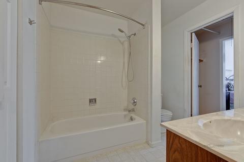 34 Willow Cir, Cary, IL 60013 photo 16