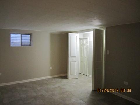 105 Kenneth Cir, Elgin, IL 60120 photo 25