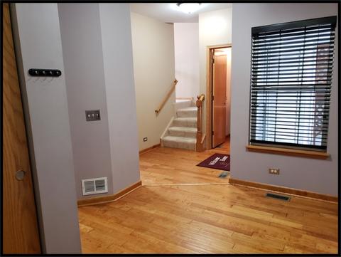 27 Bay Dr, Itasca, IL 60143 photo 2
