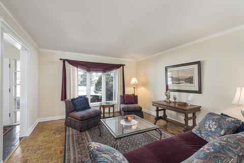 1607 Wadsworth Rd, Wheaton, IL 60189 photo 5