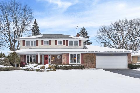 1607 Wadsworth Rd, Wheaton, IL 60189 photo 1