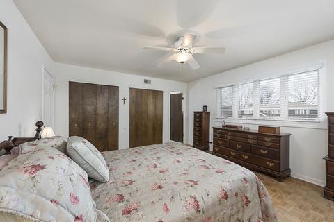 1607 Wadsworth Rd, Wheaton, IL 60189 photo 17